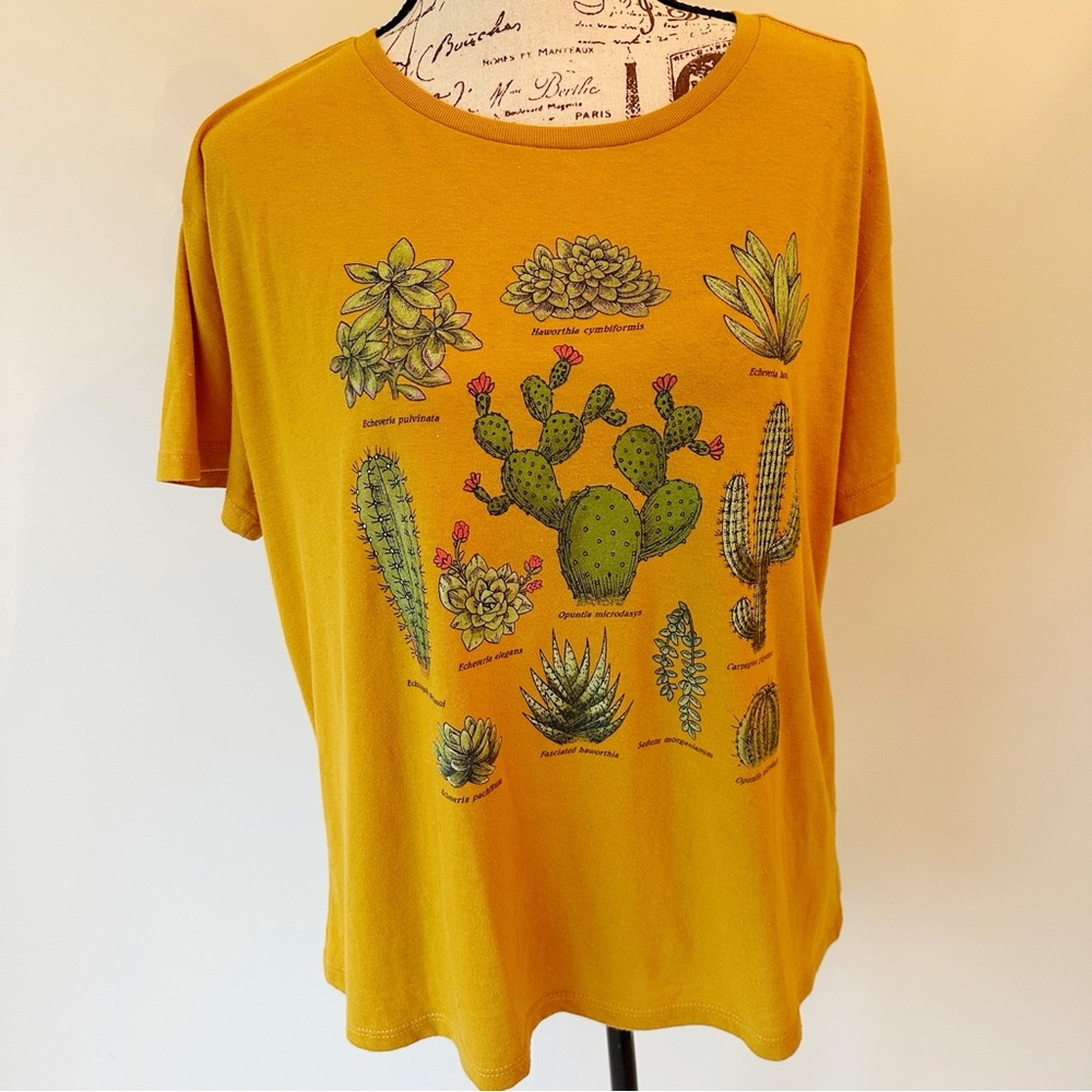 Desert motif TShirt XXL